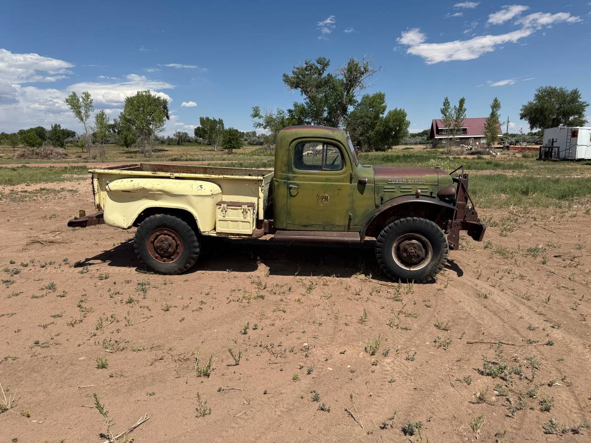 Dodge-B-1-pw-126-1948-3