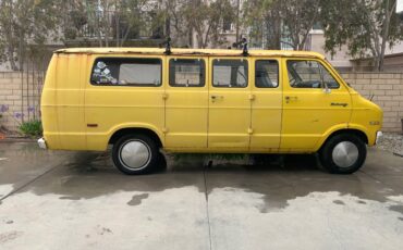Dodge-B100-1973-yellow-1