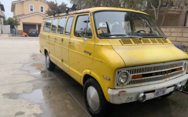 Dodge-B100-1973-yellow