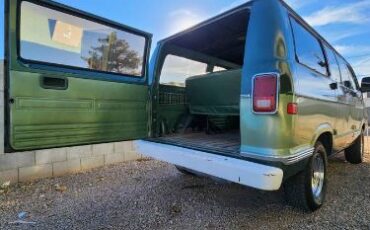 Dodge-B100-1978-10