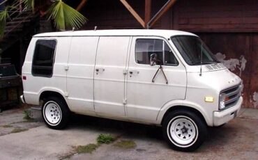 Dodge-B200-1978-10