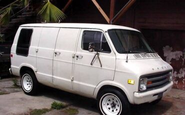 Dodge-B200-1978-11