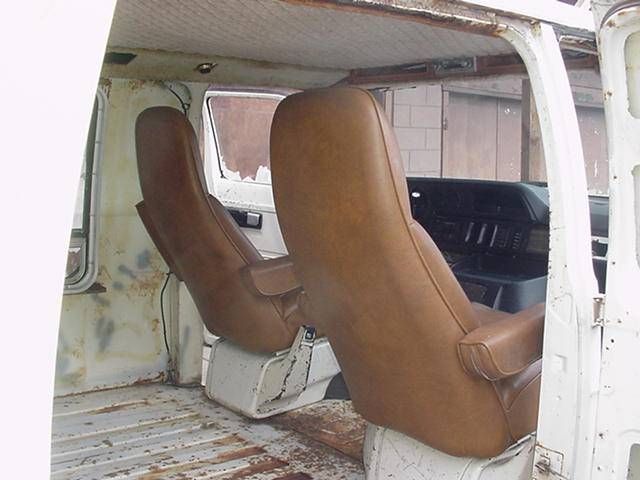 Dodge-B200-1978-3