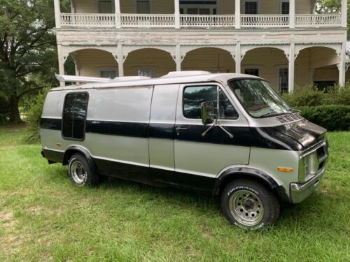 Dodge-B300-1977-Silver-Purple-13