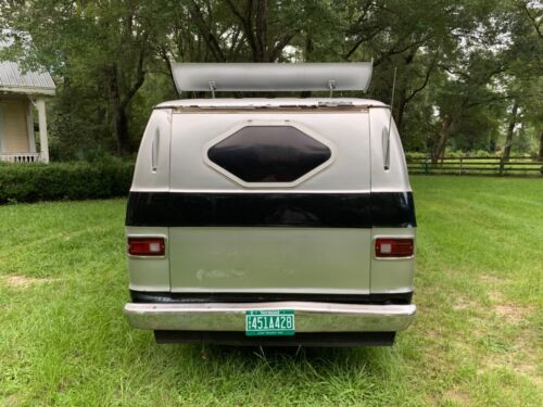 Dodge-B300-1977-Silver-Purple-19