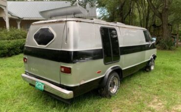 Dodge-B300-1977-Silver-Purple-20