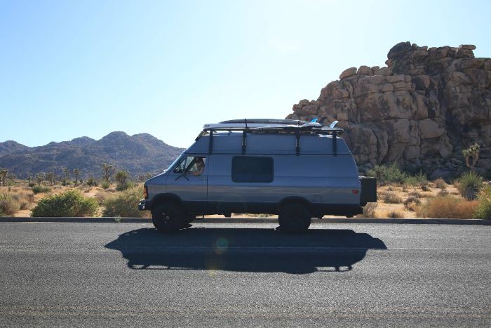 Dodge-B350-1984-Gray-19