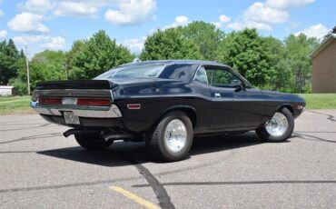 Dodge-Challenger-1970-Black-Black