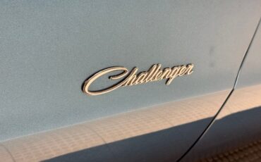 Dodge-Challenger-1970-Bright-Blue-Metallic-Blue-21