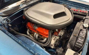 Dodge-Challenger-1970-Bright-Blue-Metallic-Blue-31