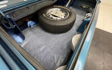 Dodge-Challenger-1970-Bright-Blue-Metallic-Blue-35