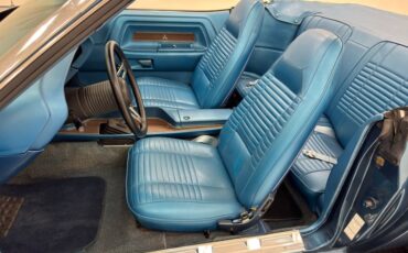 Dodge-Challenger-1970-Bright-Blue-Metallic-Blue-40