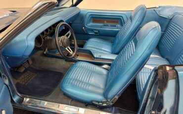 Dodge-Challenger-1970-Bright-Blue-Metallic-Blue-41