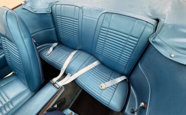 Dodge-Challenger-1970-Bright-Blue-Metallic-Blue-42