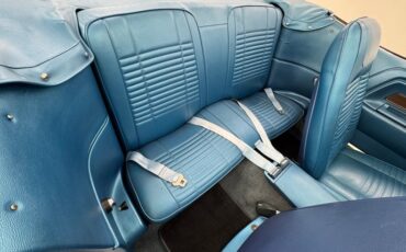 Dodge-Challenger-1970-Bright-Blue-Metallic-Blue-47
