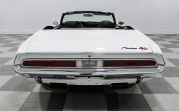 Dodge-Challenger-1970-Convertible-8