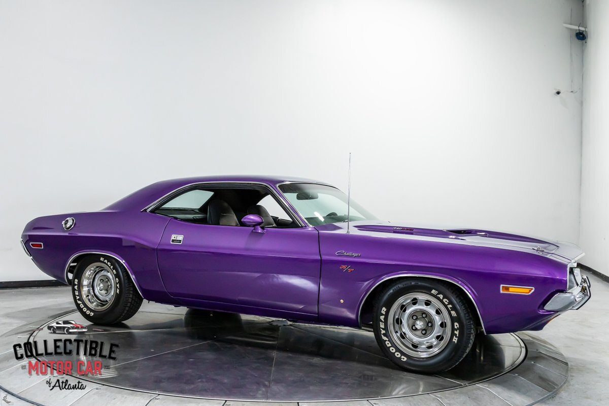 Dodge-Challenger-1970-Coupe-16