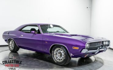 Dodge-Challenger-1970-Coupe-17