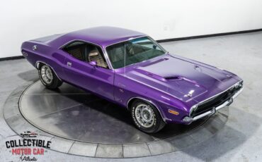 Dodge-Challenger-1970-Coupe-25
