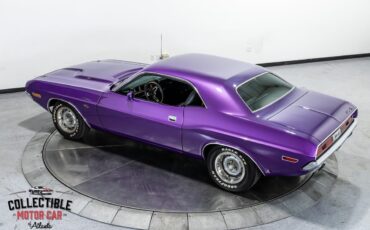 Dodge-Challenger-1970-Coupe-26