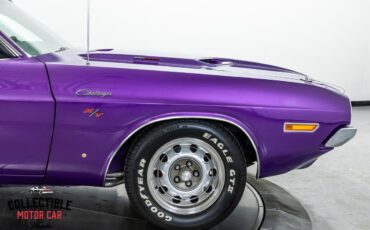 Dodge-Challenger-1970-Coupe-31