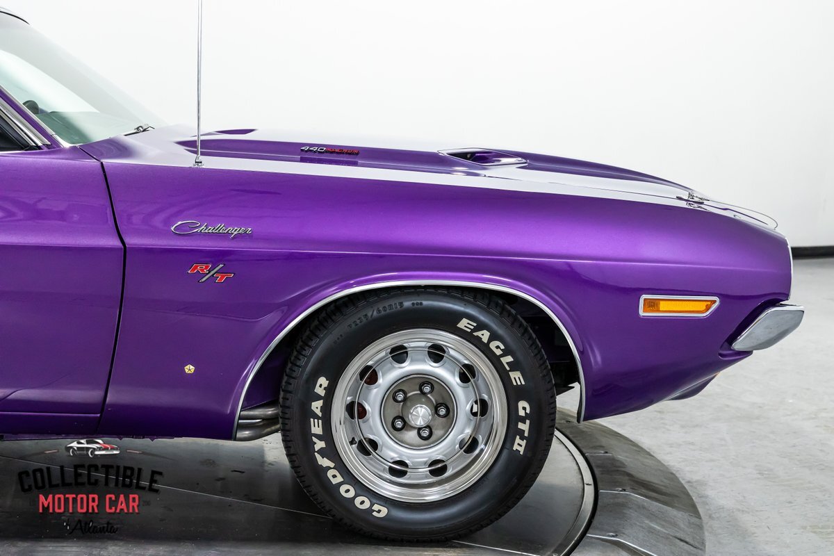 Dodge-Challenger-1970-Coupe-31