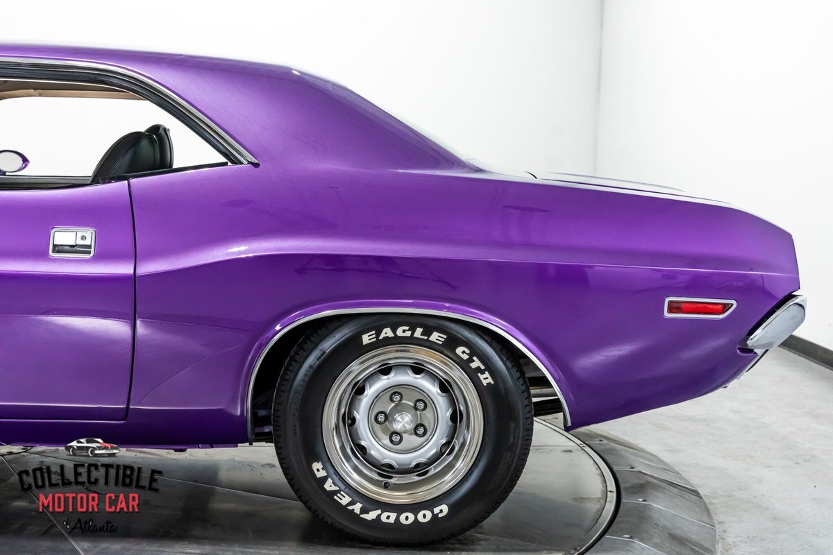 Dodge-Challenger-1970-Coupe-34