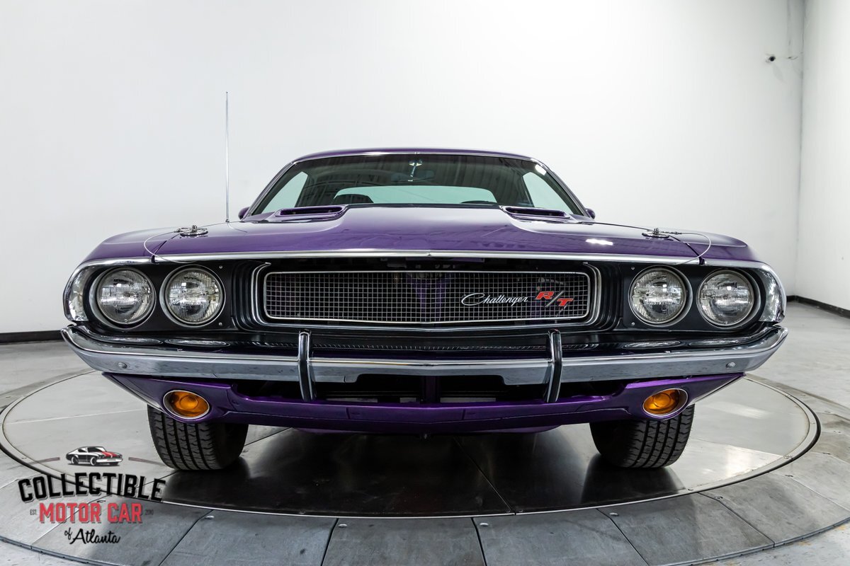 Dodge-Challenger-1970-Coupe-35