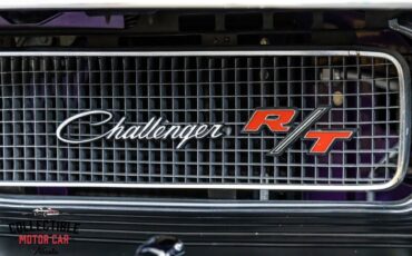 Dodge-Challenger-1970-Coupe-37