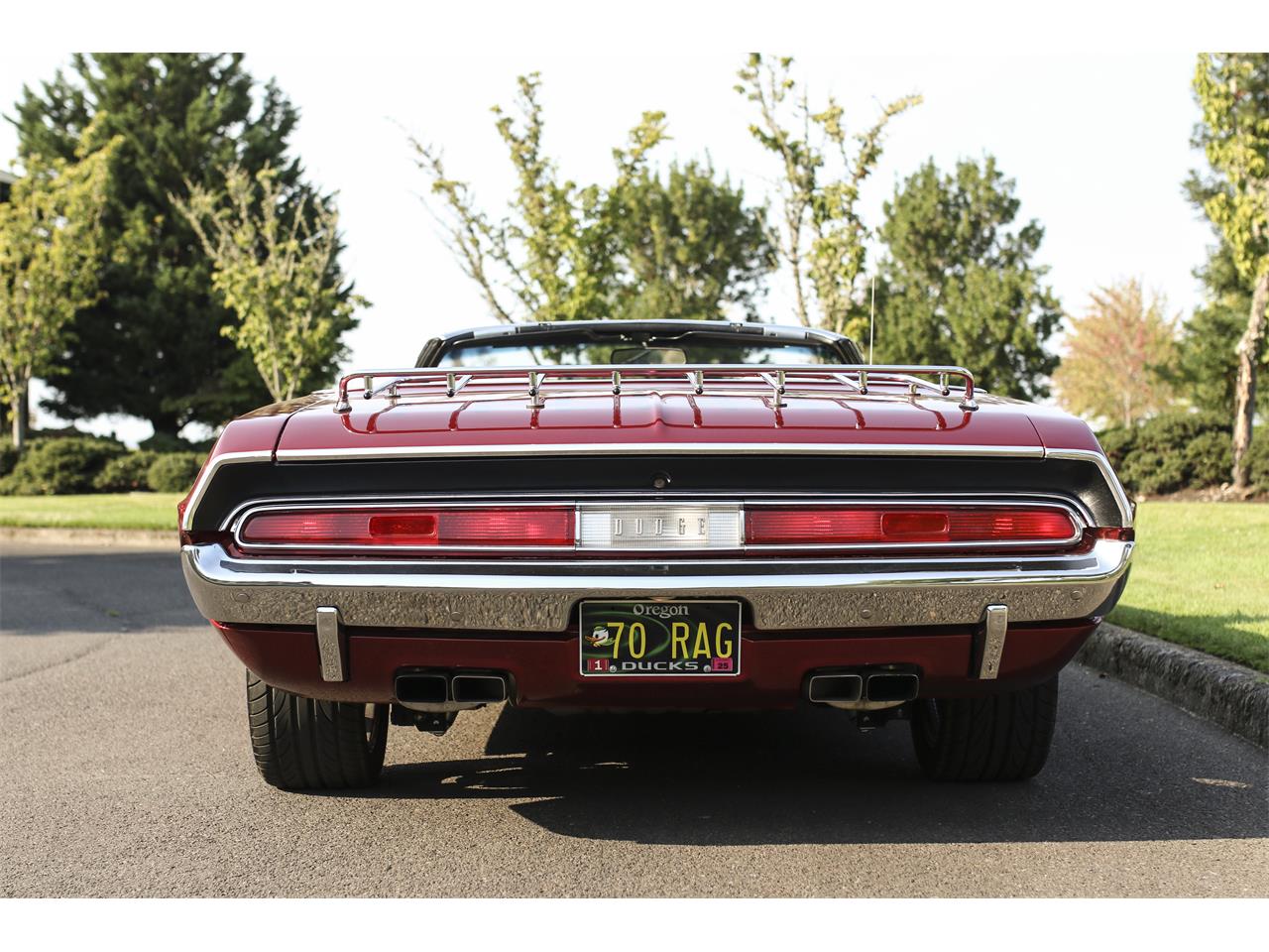 Dodge-Challenger-1970-Viper-Stryker-Red-White-Leather-10