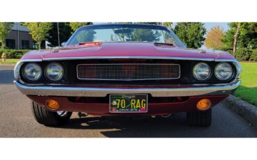 Dodge-Challenger-1970-Viper-Stryker-Red-White-Leather-3