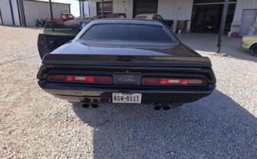 Dodge-Challenger-1971-Black-Black-5