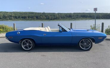 Dodge-Challenger-1971-Blue-White-1