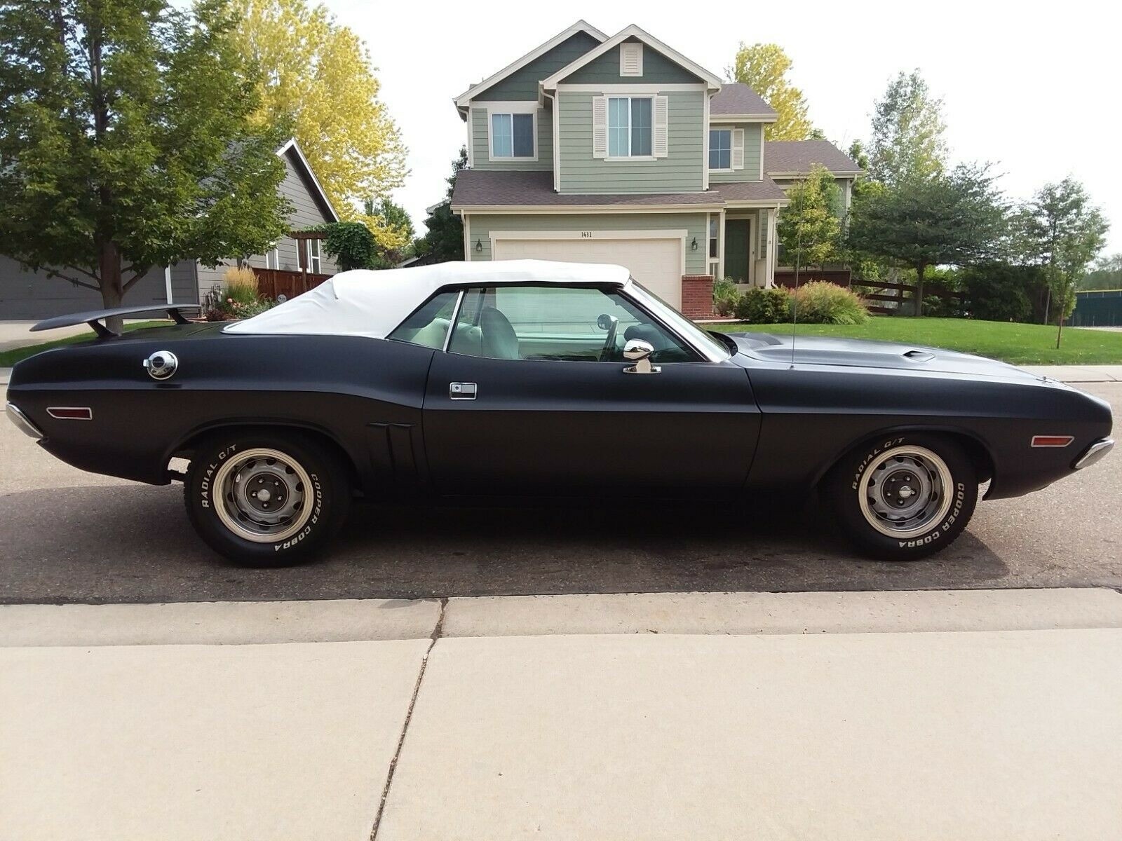 Dodge-Challenger-1971-Coupe-7