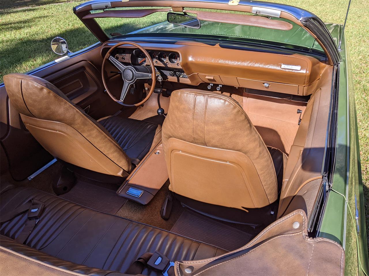 Dodge-Challenger-1971-Metallic-Green-Brown-60