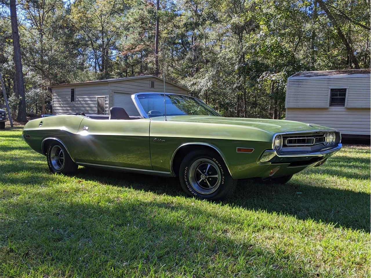 Dodge-Challenger-1971-Metallic-Green-Brown-7