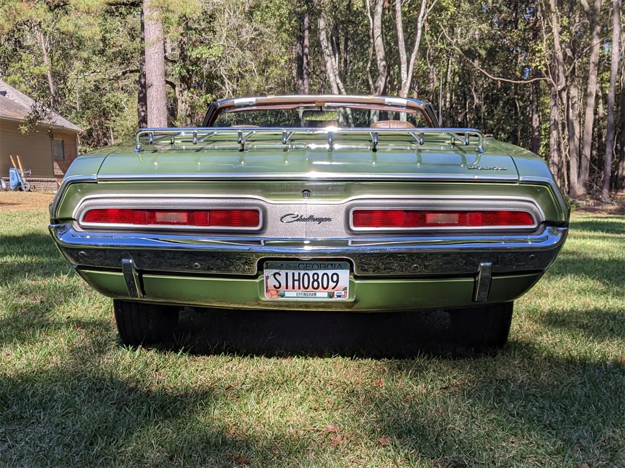 Dodge-Challenger-1971-Metallic-Green-Brown-76