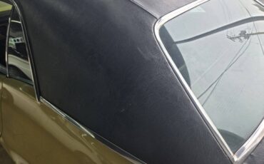 Dodge-Challenger-1972-Coupe-11