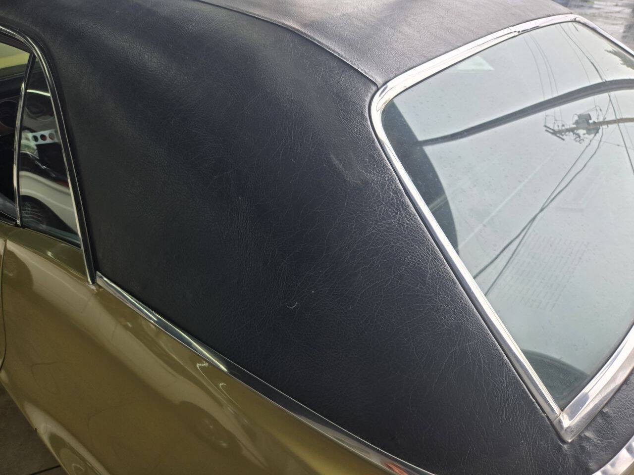 Dodge-Challenger-1972-Coupe-11