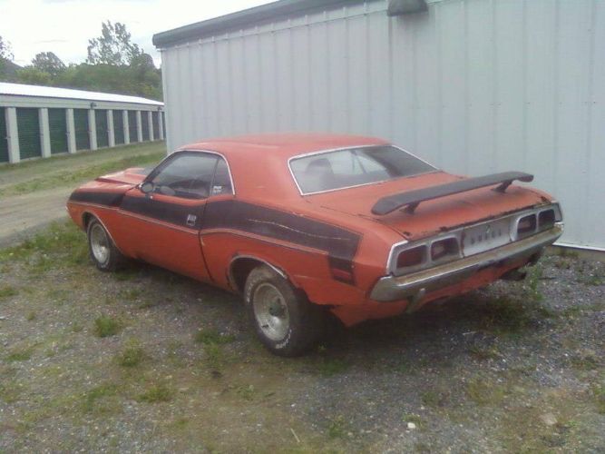 Dodge-Challenger-1972-Orange-2