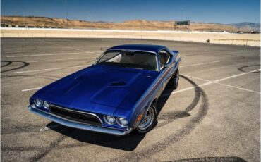 Dodge-Challenger-1973-Blue-Whiteblack-7
