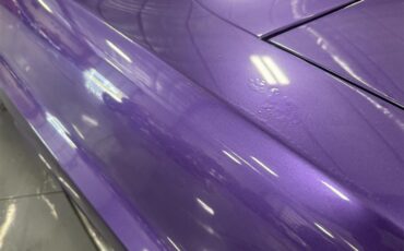Dodge-Challenger-1973-Plum-Crazy-Black-11