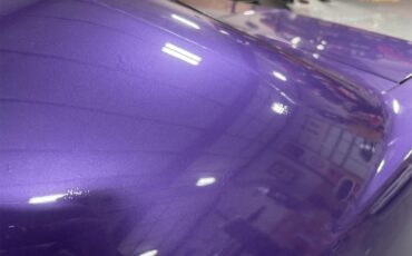 Dodge-Challenger-1973-Plum-Crazy-Black-22