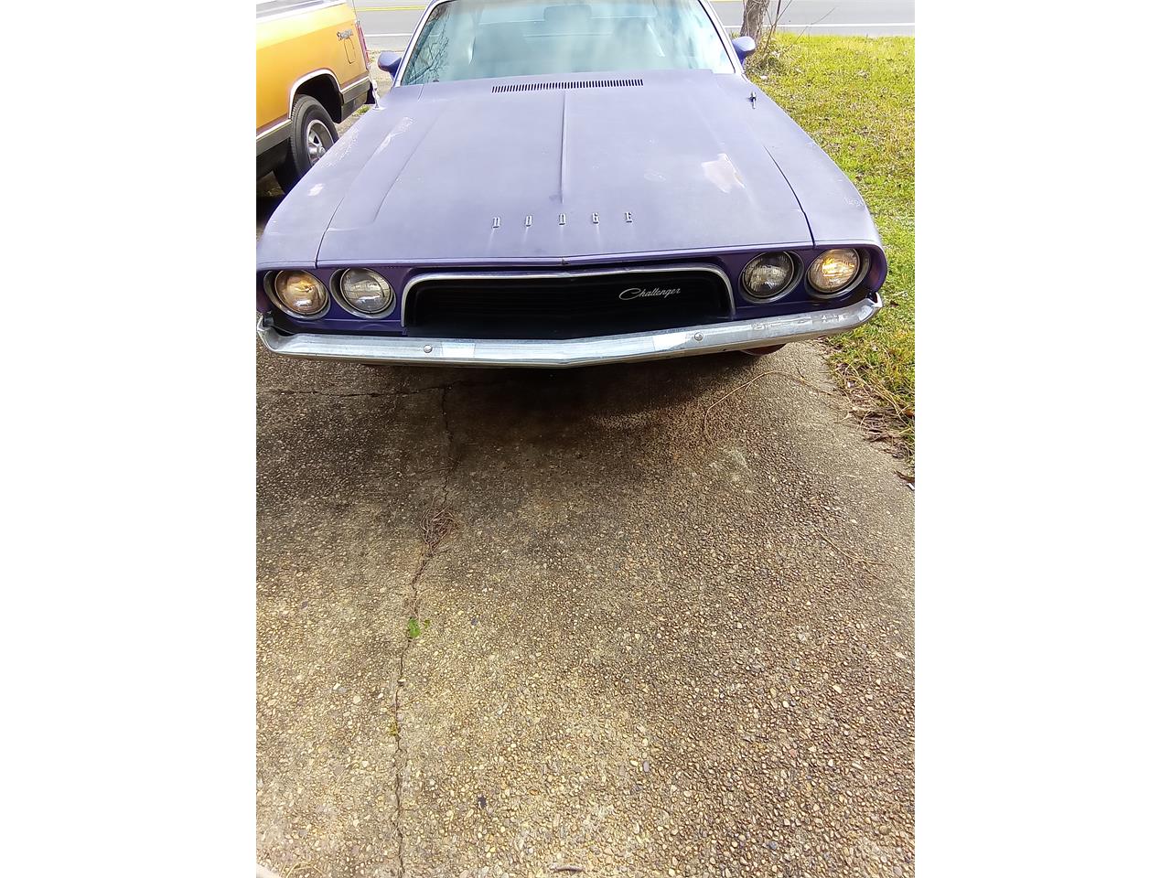 Dodge-Challenger-1973-Purple-Black-1