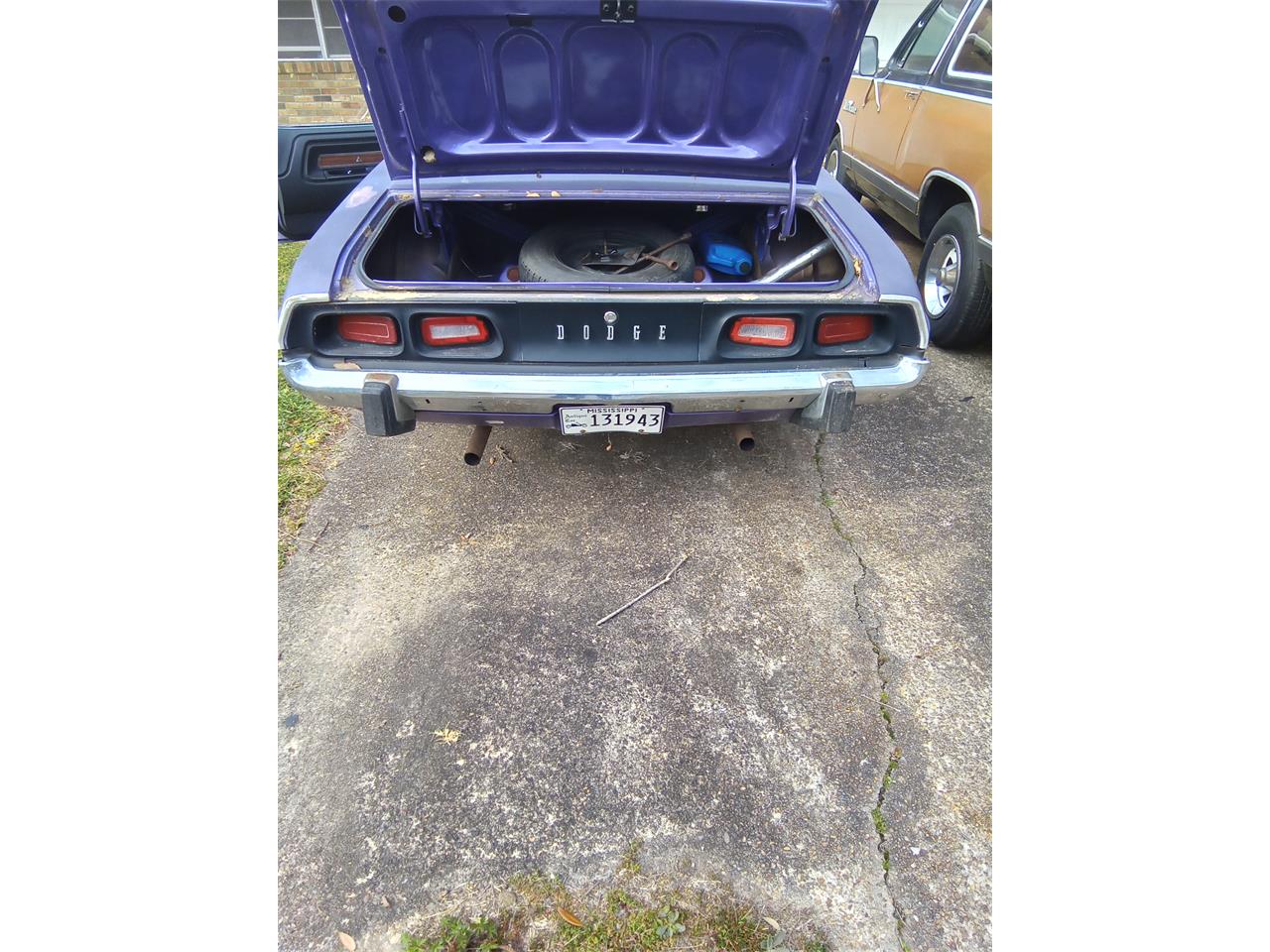 Dodge-Challenger-1973-Purple-Black-8
