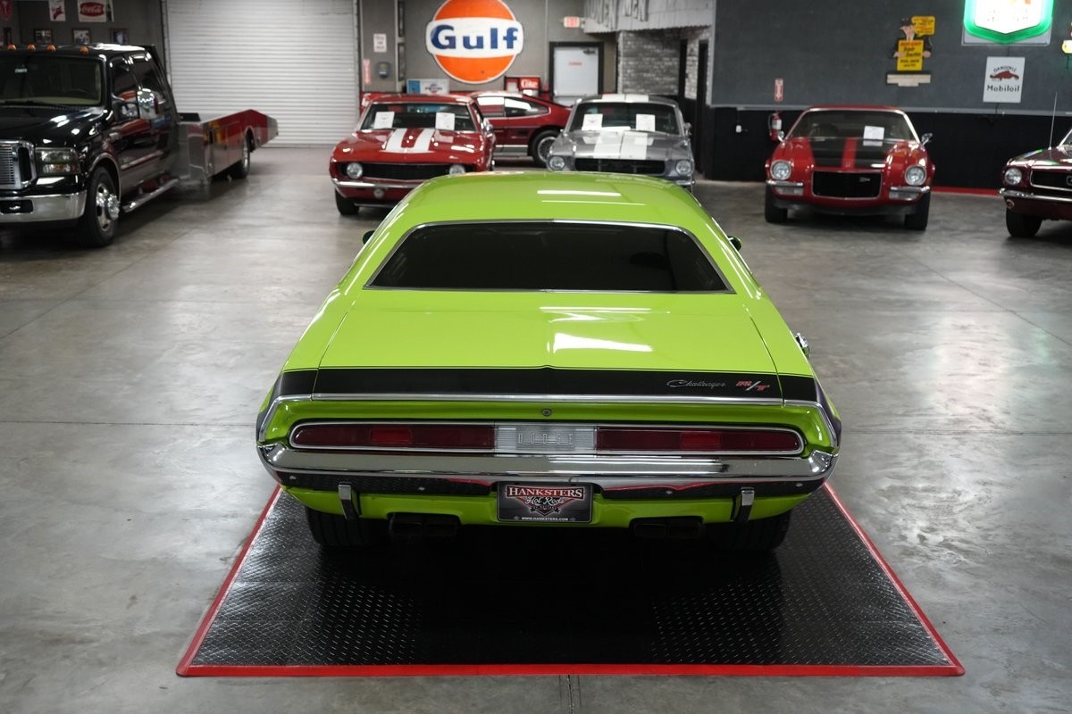 Dodge-Challenger-RT-Style-1970-Coupe-13