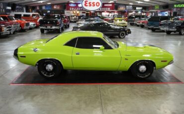 Dodge-Challenger-RT-Style-1970-Coupe-15