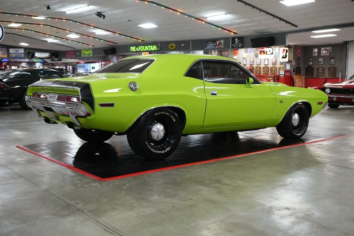 Dodge-Challenger-RT-Style-1970-Coupe-22