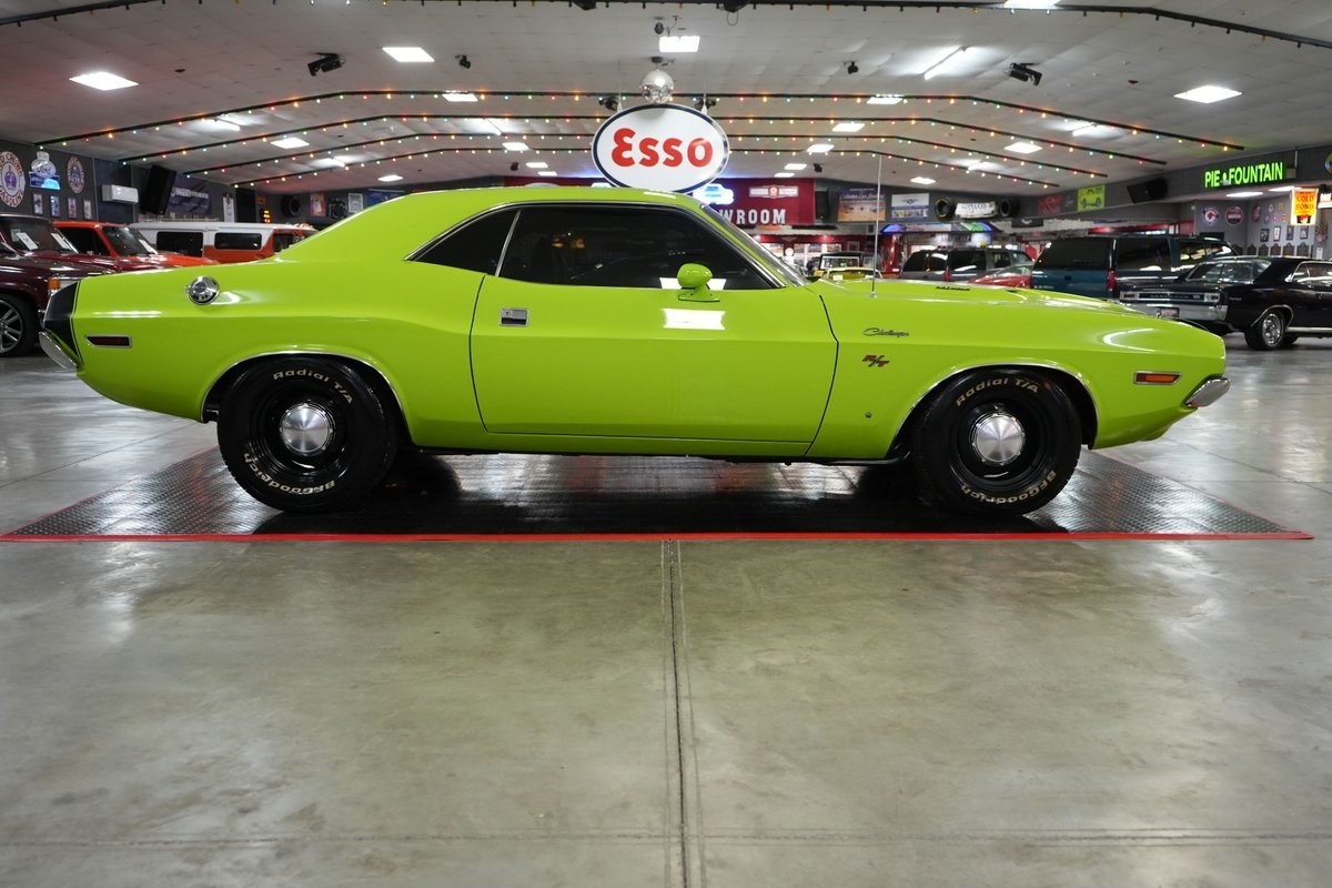 Dodge-Challenger-RT-Style-1970-Coupe-23