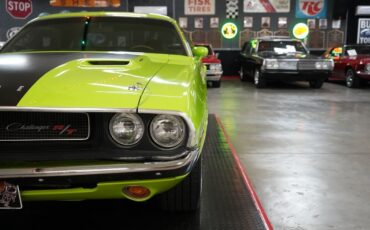 Dodge-Challenger-RT-Style-1970-Coupe-27